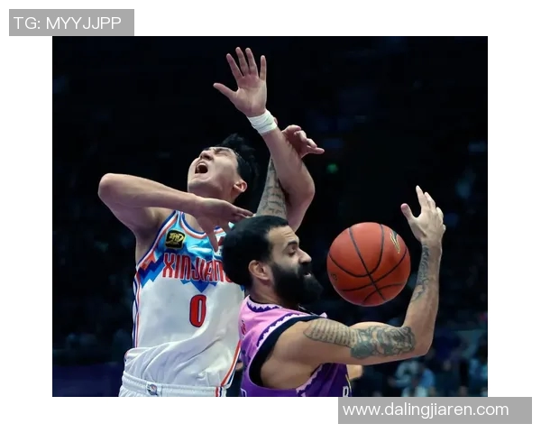 新疆队26号球员鲁吐布拉表现出色，被誉为新一代新疆篮球之星